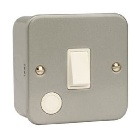 CL022  Essentials Metal Clad 20A DP Switch With Optional FO